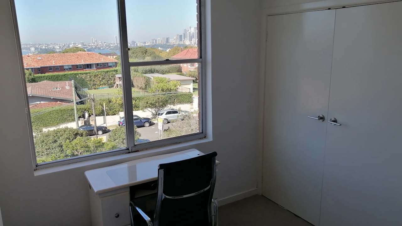 Furnished room in a flatshare