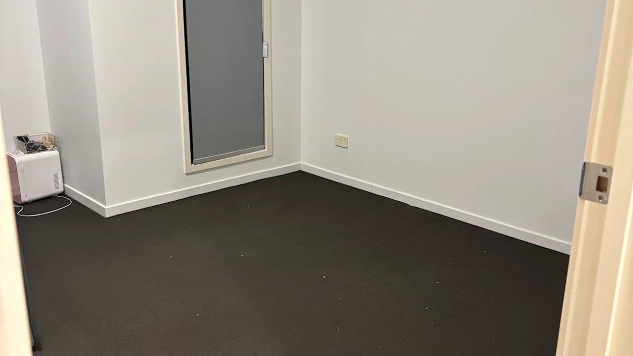 Room in a share house