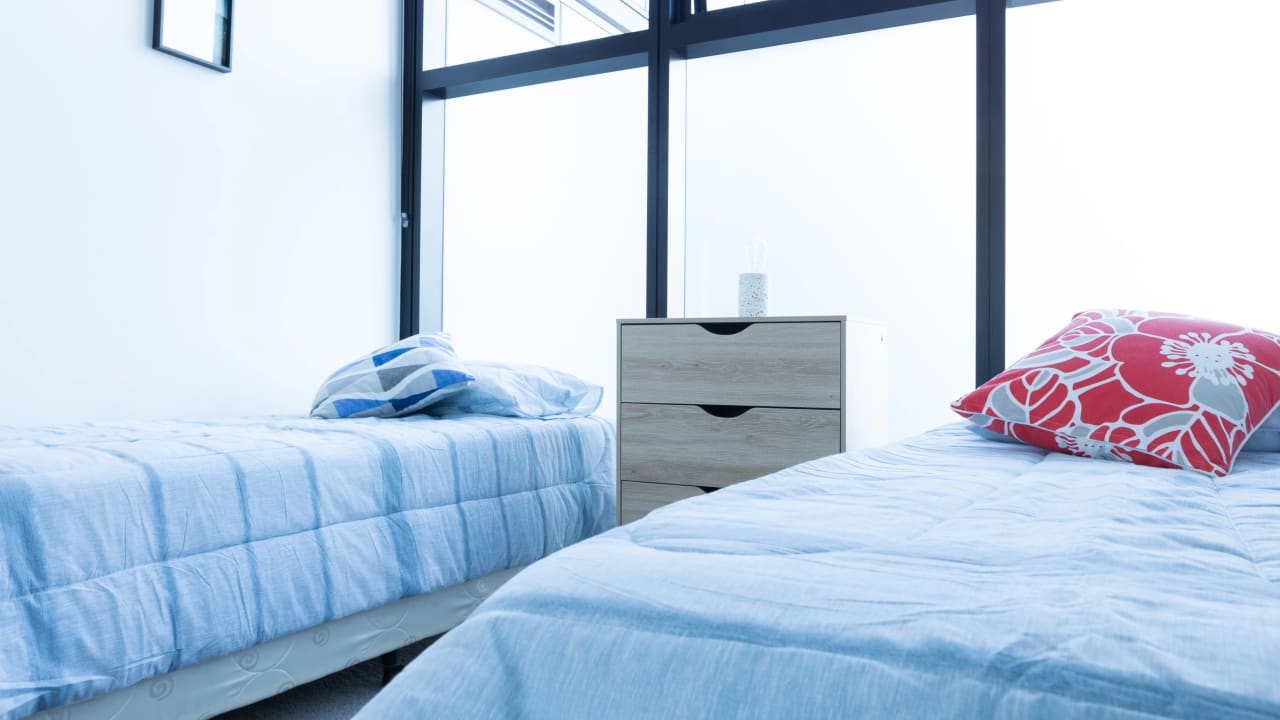 Furnished room in a flatshare