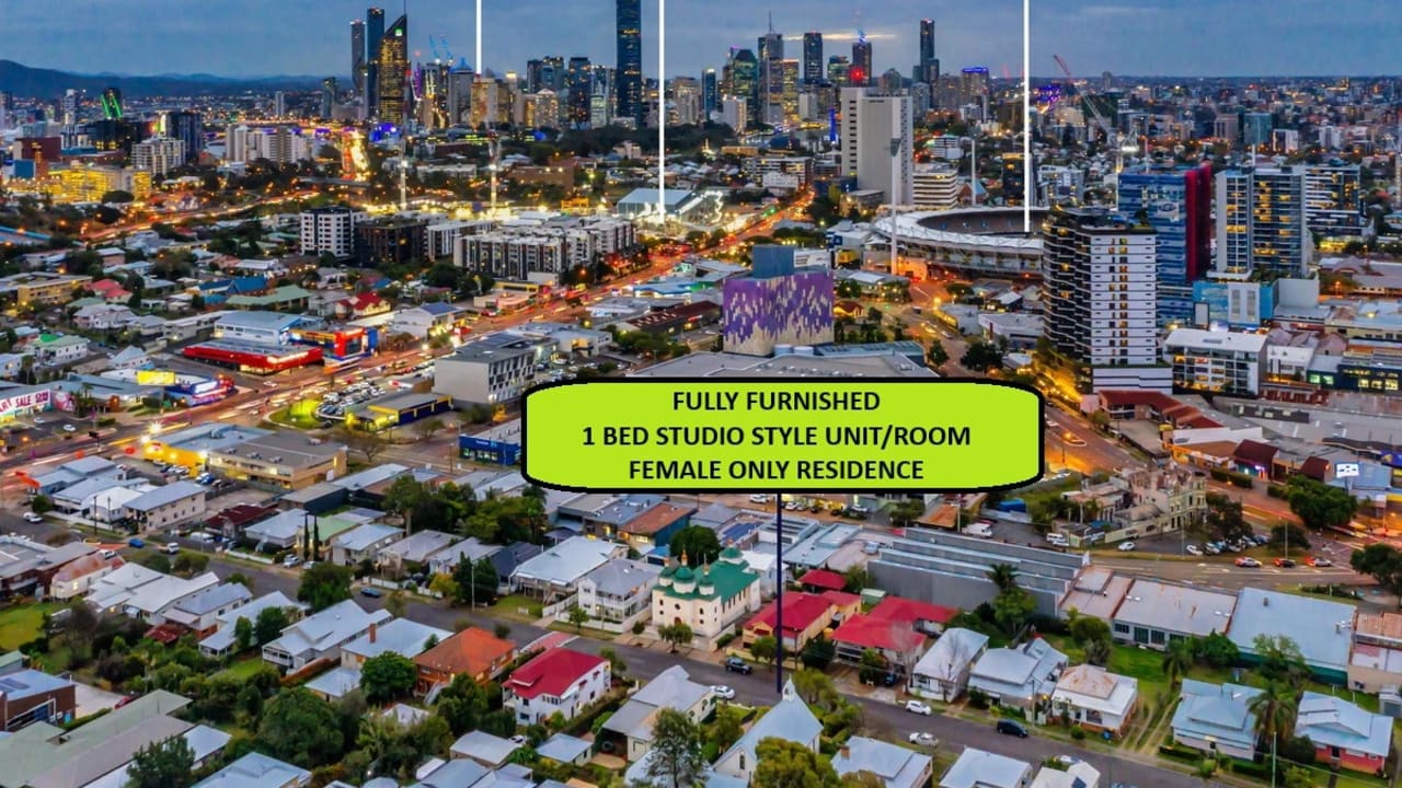 Furnished room in a share house