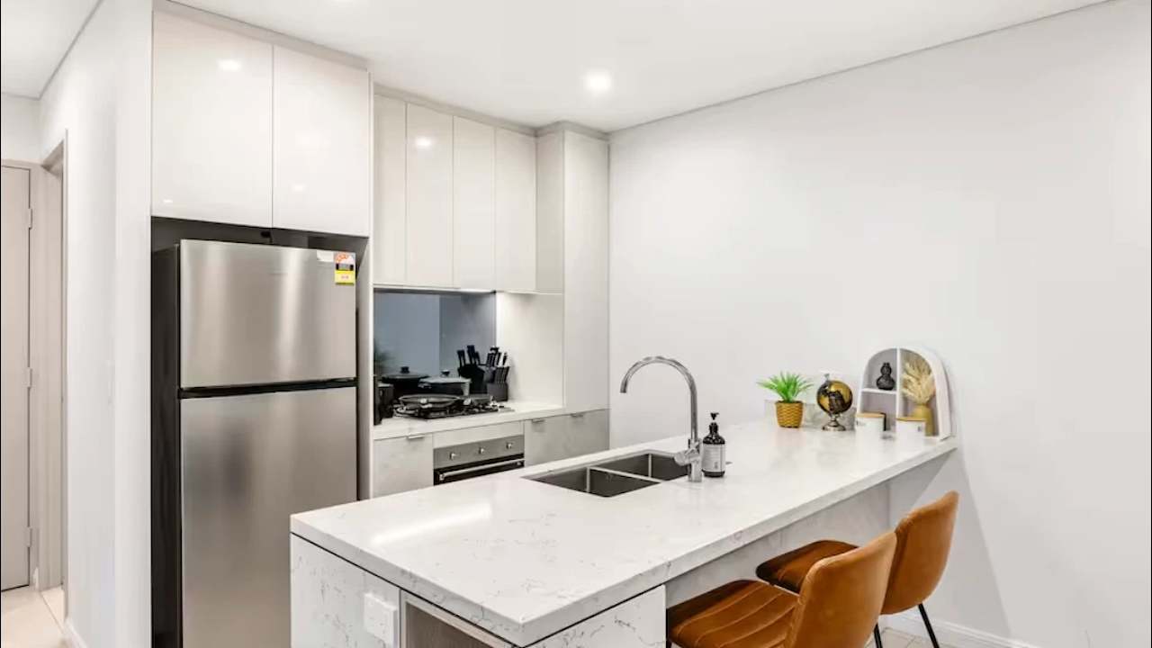 Furnished room with own bathroom