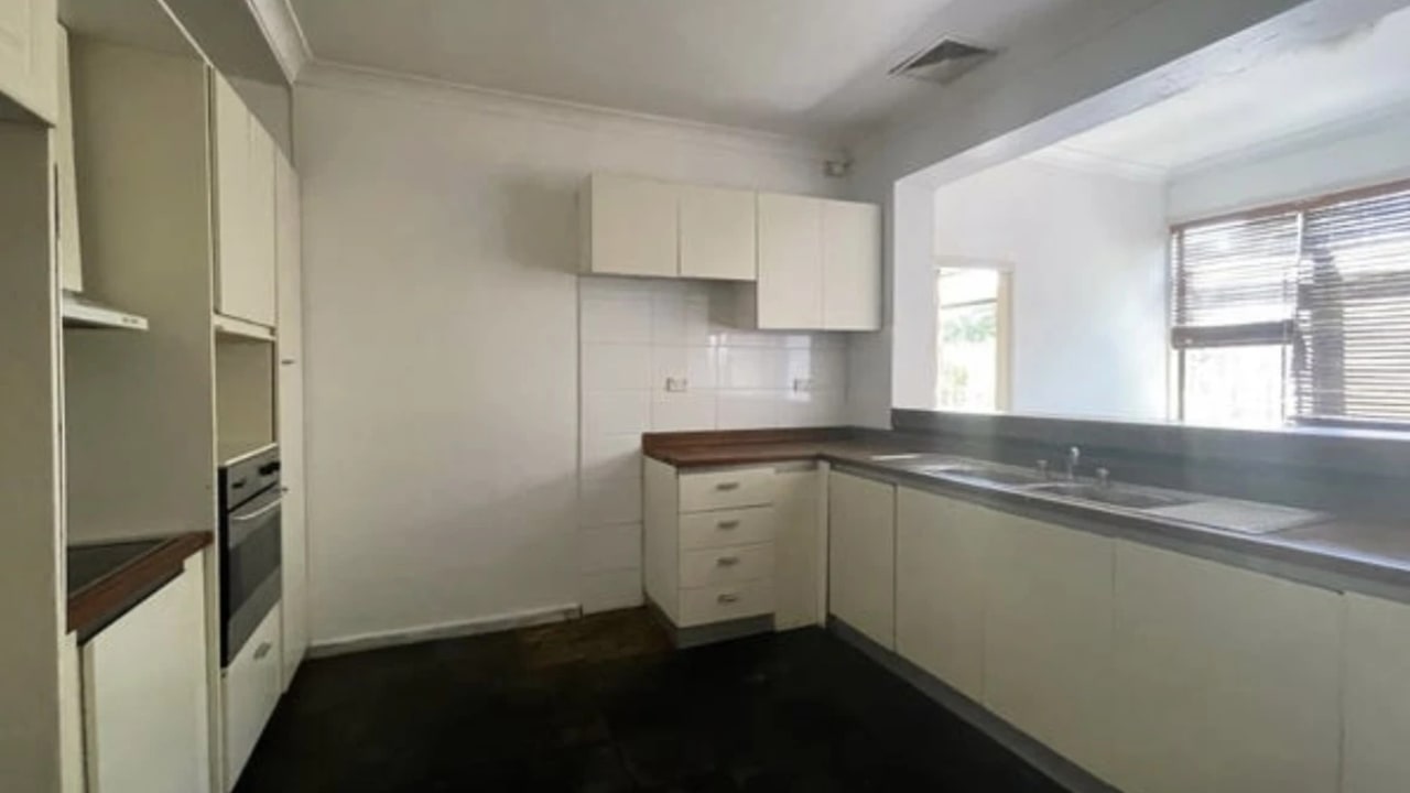 Whole property with 6 rooms for rent
