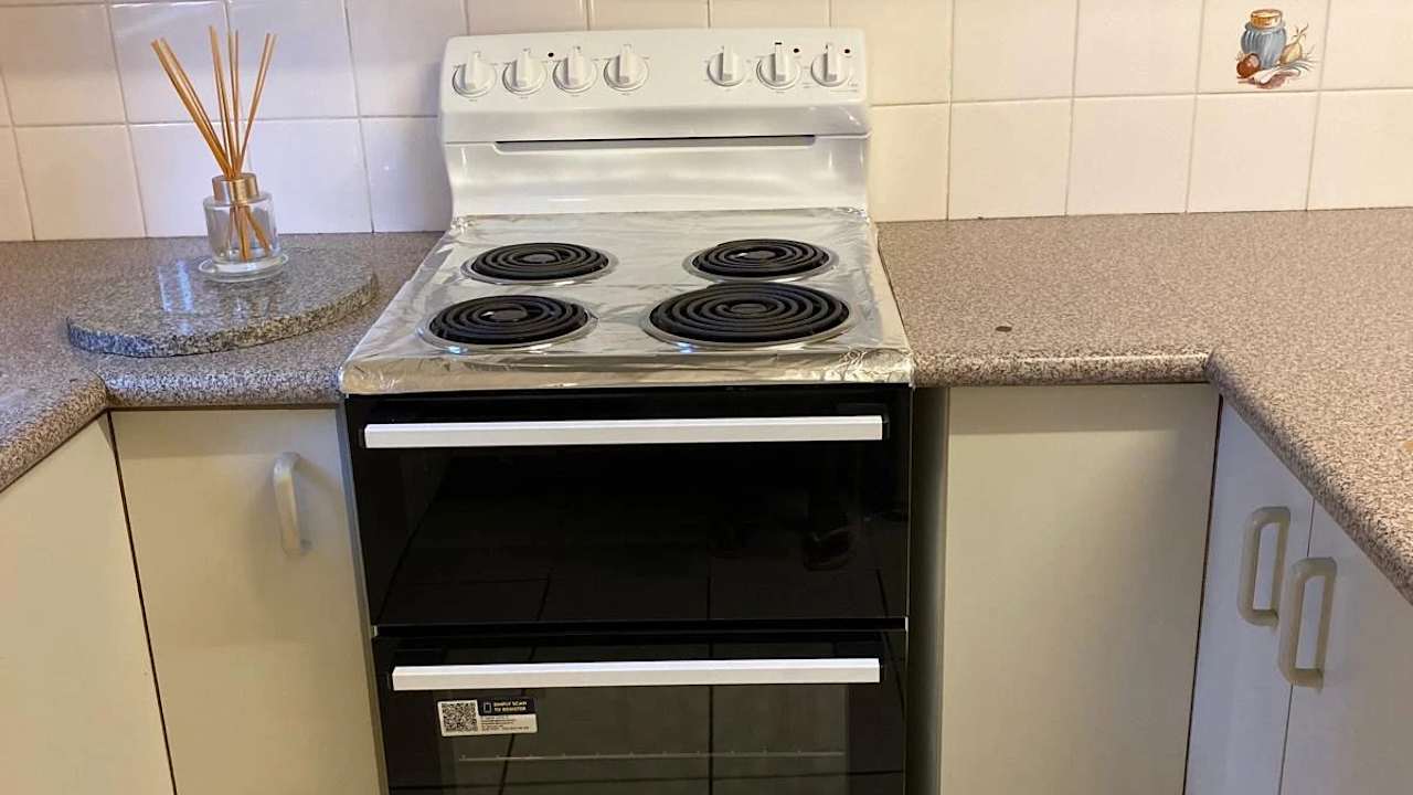 Unfurnished room with ensuite in a share house