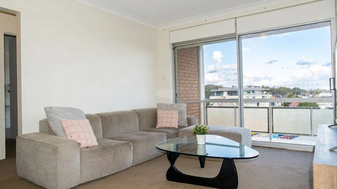Whole property with 3 rooms for rent