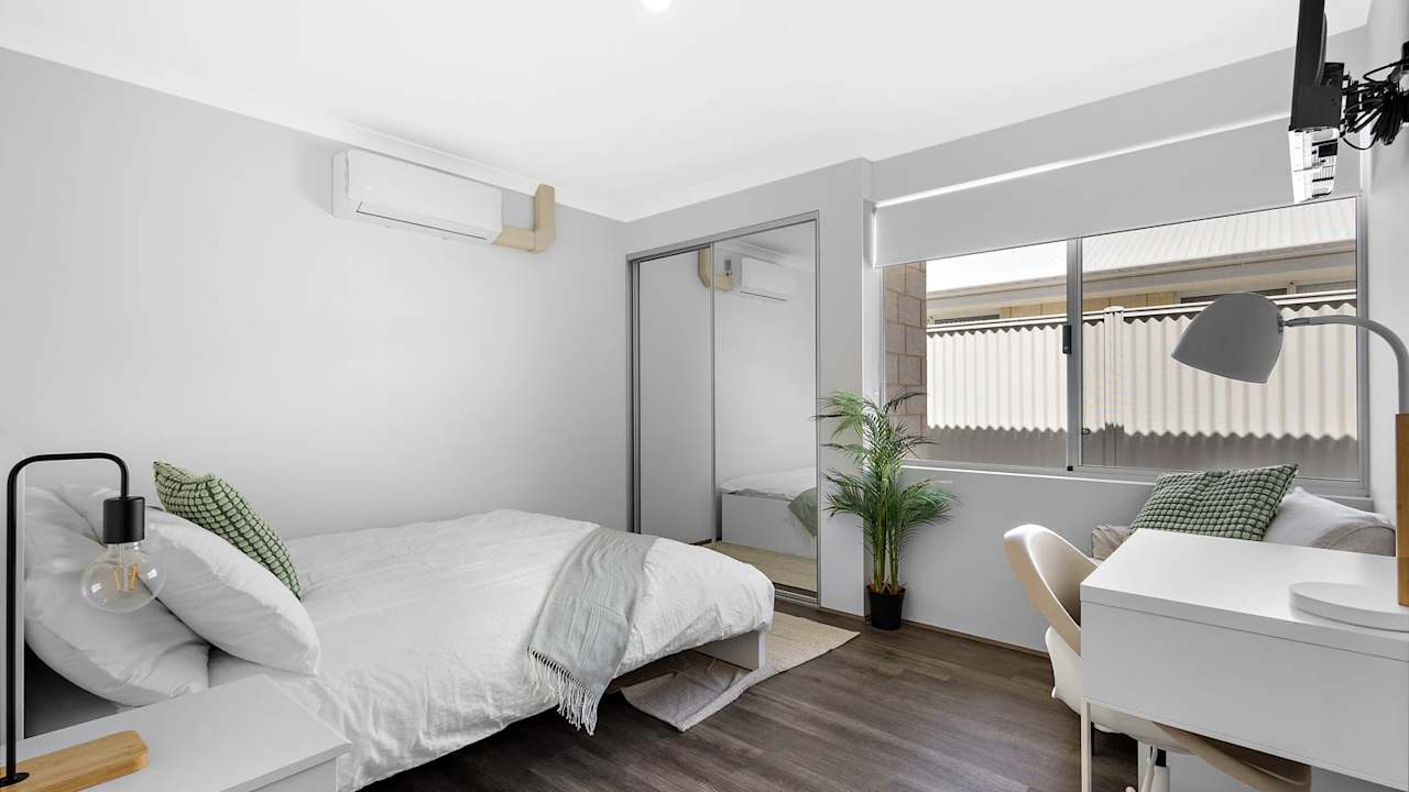 Furnished room with own bathroom