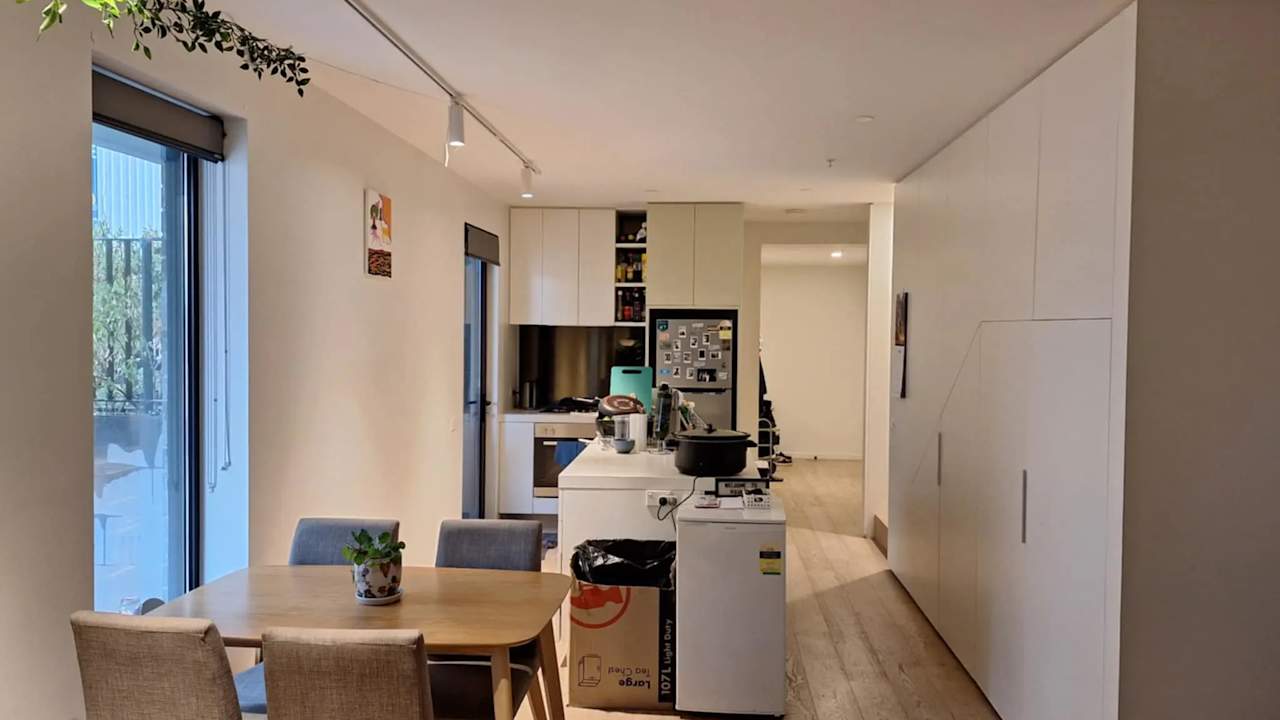 Furnished room in a flatshare