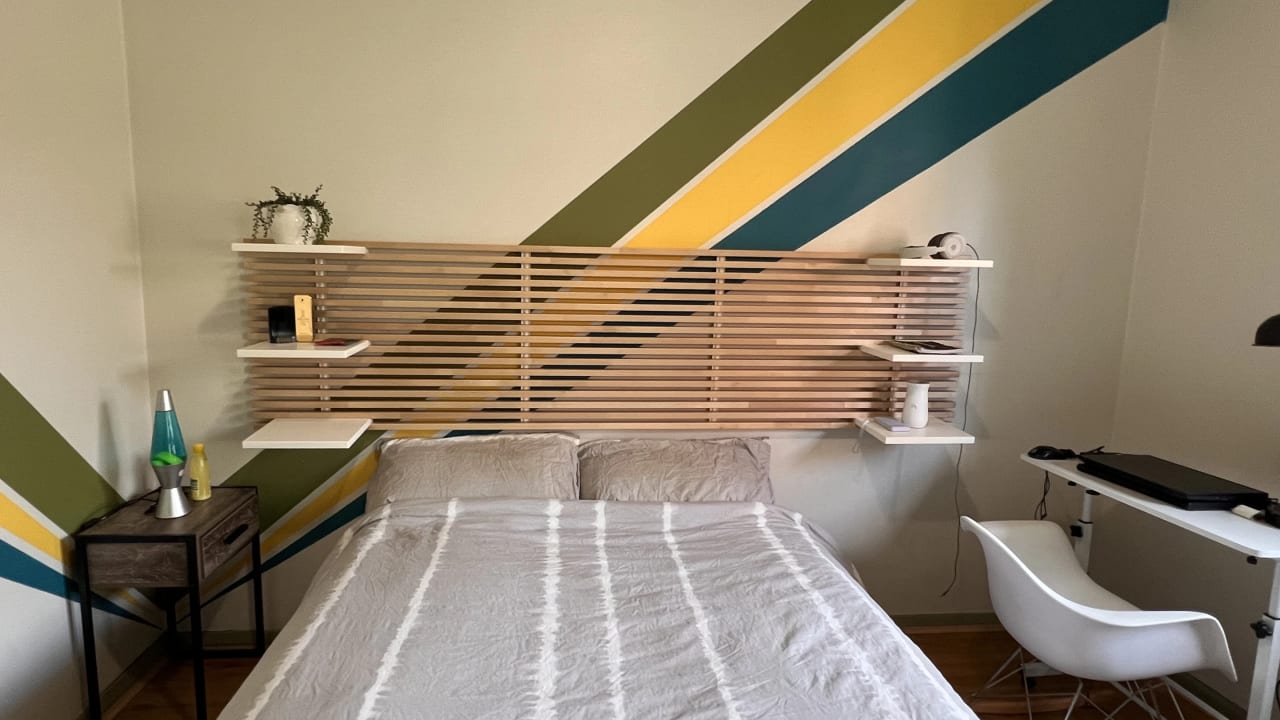 Furnished room in a share house