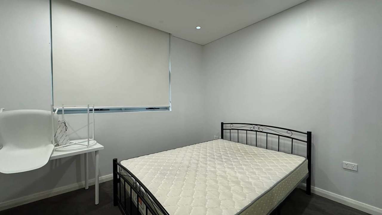 Furnished room with own bathroom