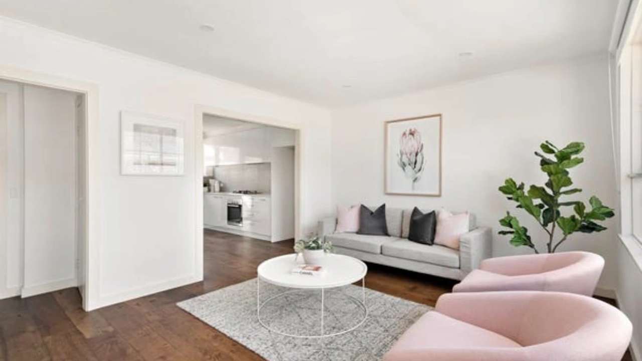 Unfurnished room with own bathroom