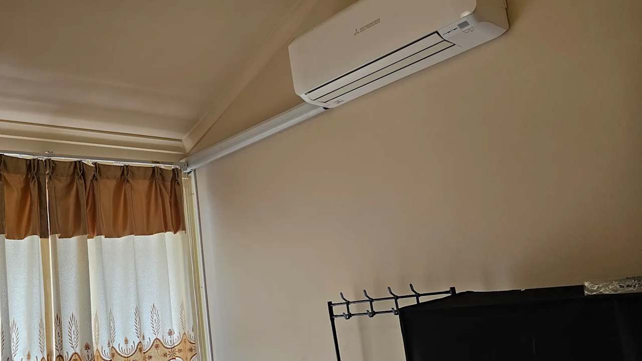 Furnished room with own bathroom