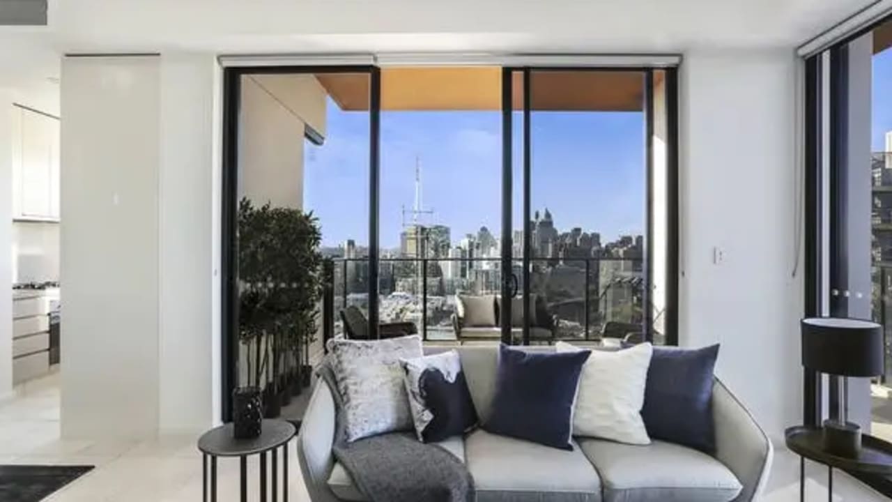 Unfurnished room with own bathroom