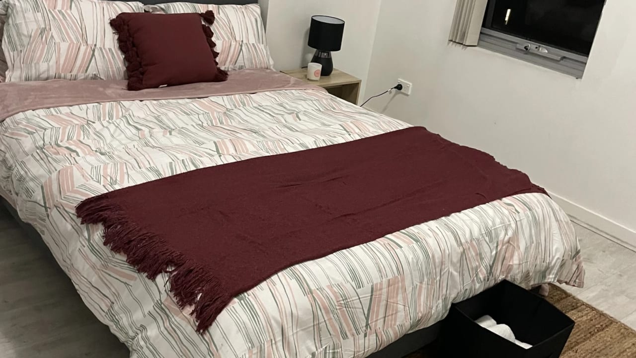 Furnished room with own bathroom