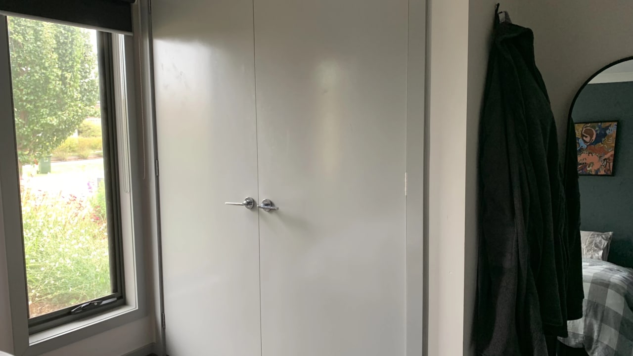 Unfurnished room with own bathroom