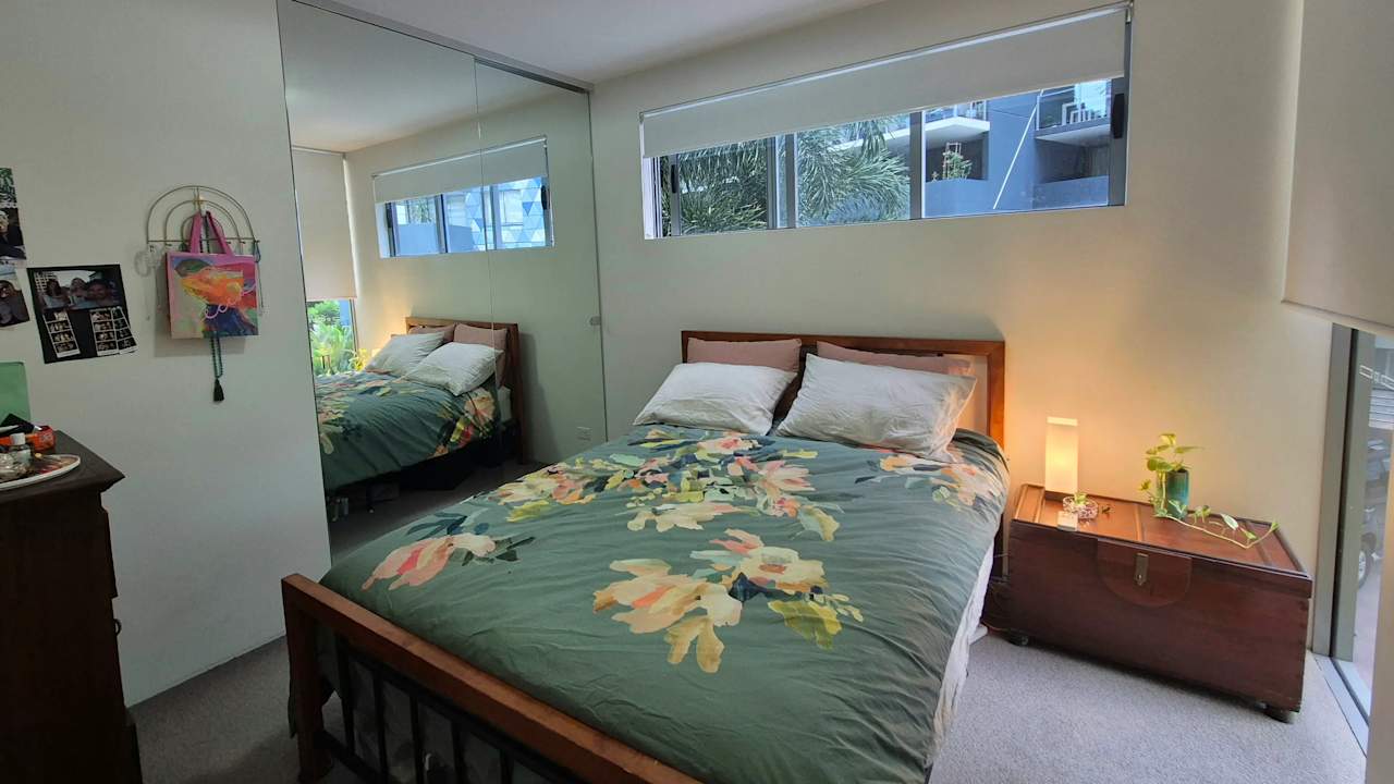 Unfurnished room with own bathroom