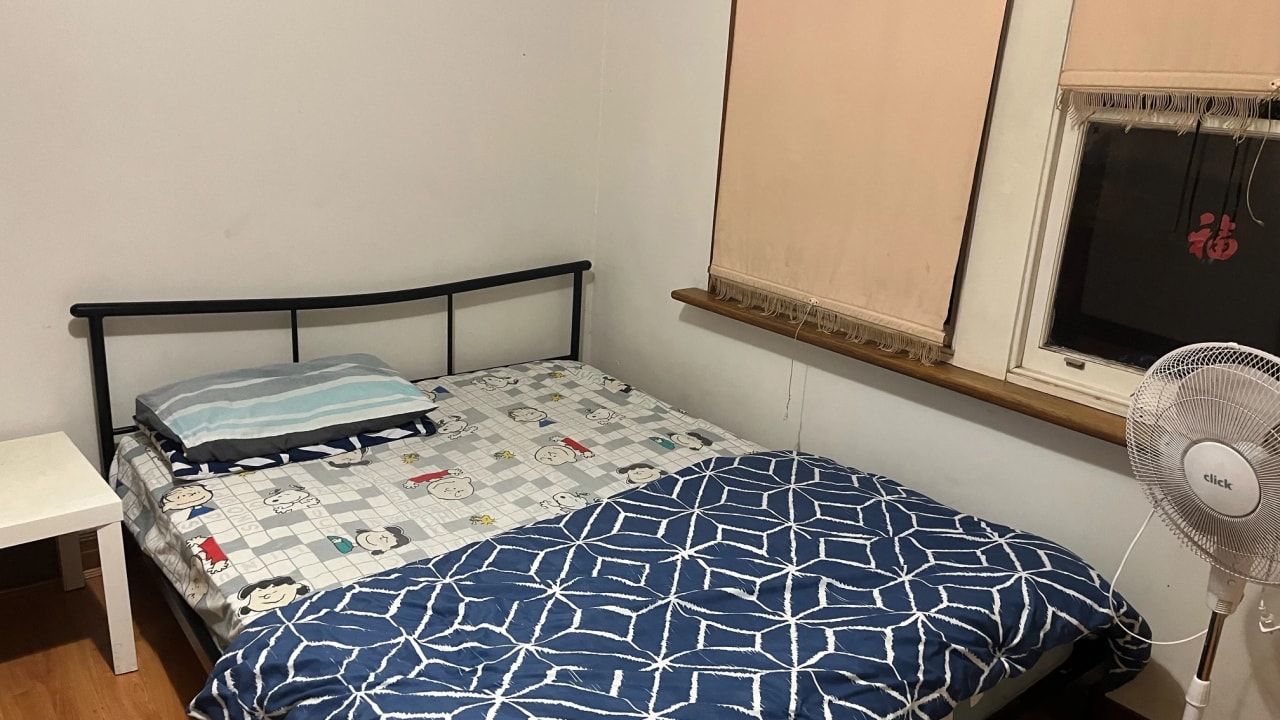 Furnished room in a share house