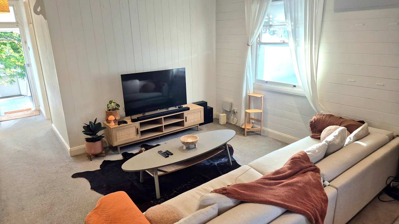Unfurnished room in a share house