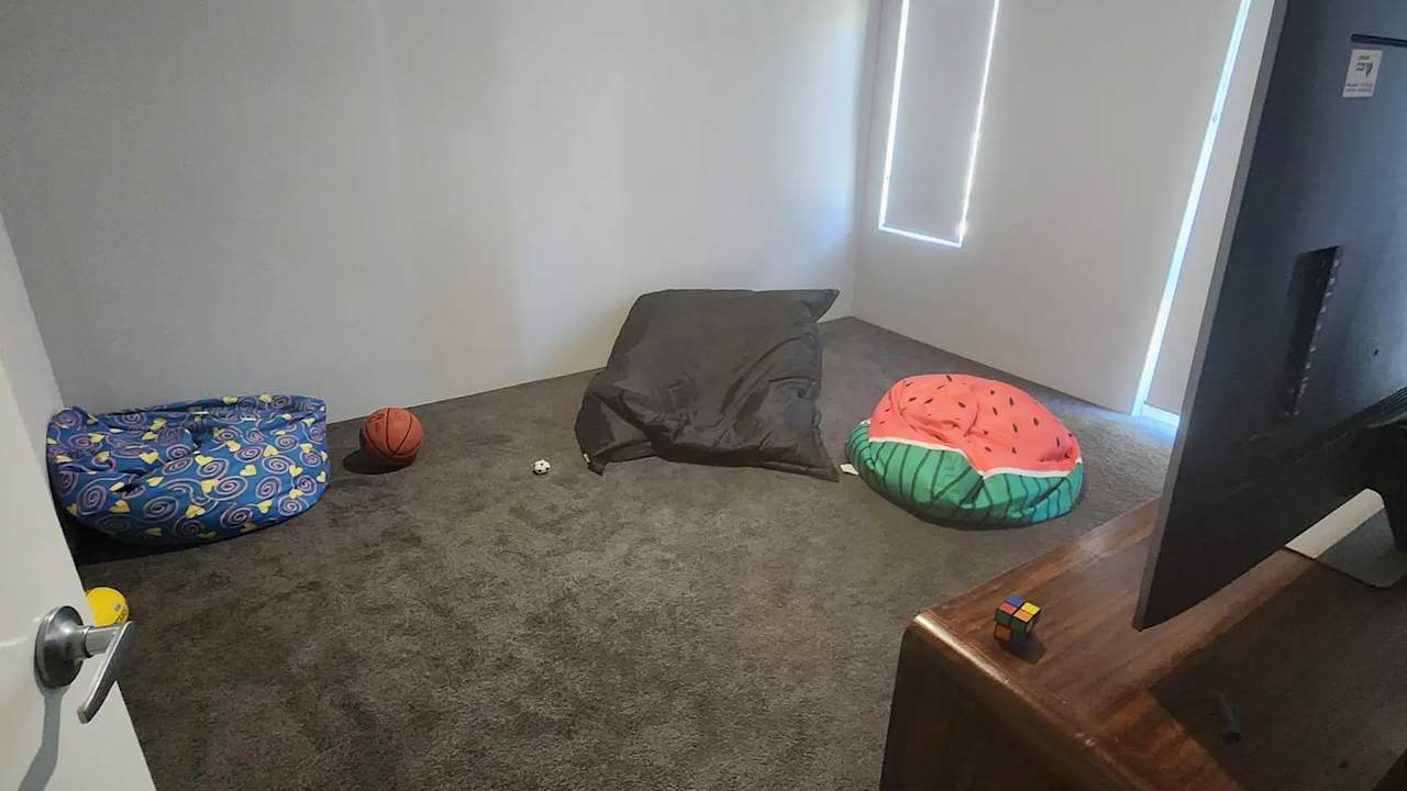 Unfurnished room with ensuite in a share house