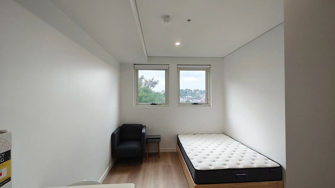 Furnished room studio flat for rent