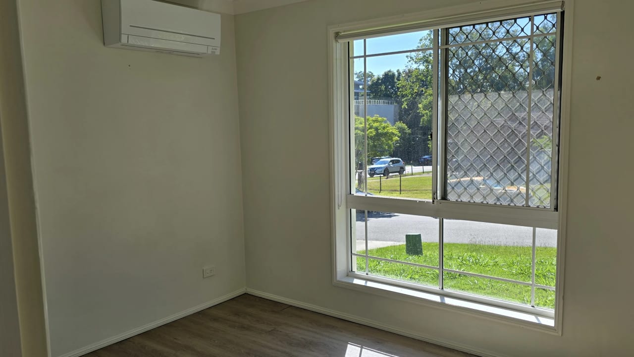 Unfurnished room with own bathroom
