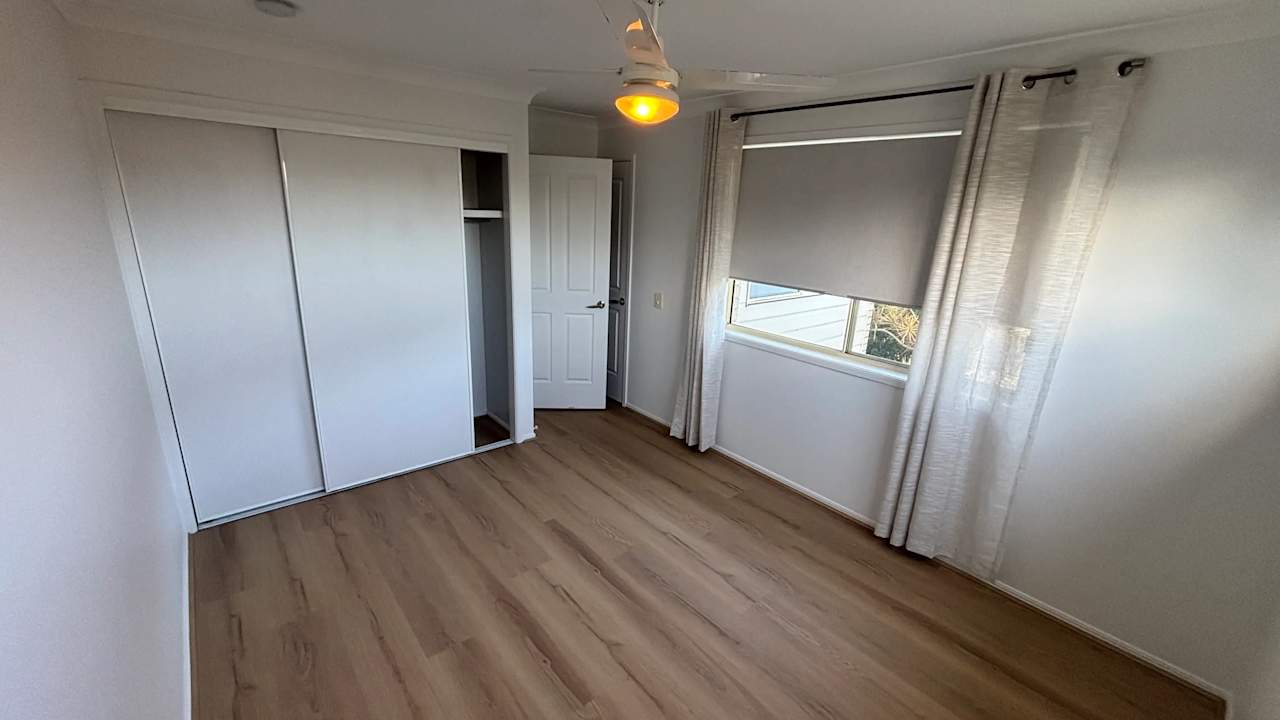 Unfurnished room with own bathroom