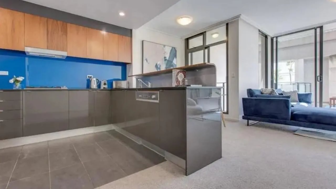 Furnished room in a flatshare