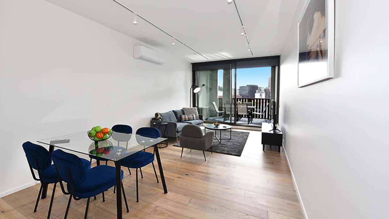 Whole property with 2 rooms for rent