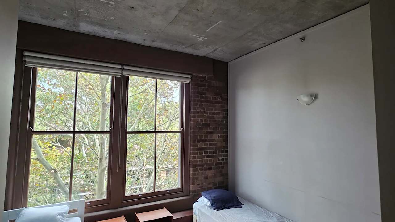 Furnished room with ensuite in a flatshare