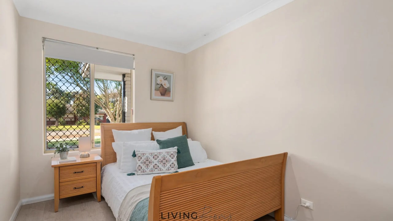 Furnished room in a share house
