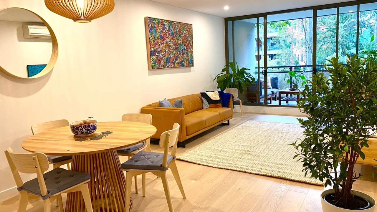 Whole property with 2 rooms for rent