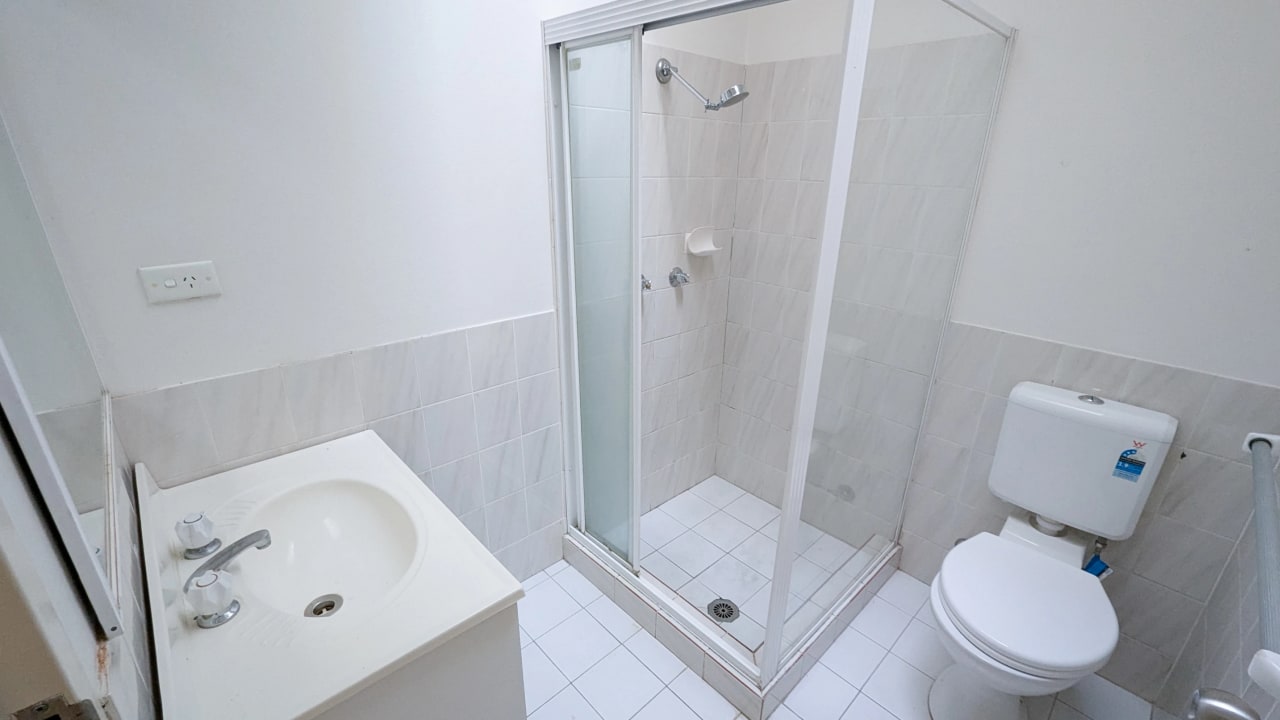 Furnished room with own bathroom