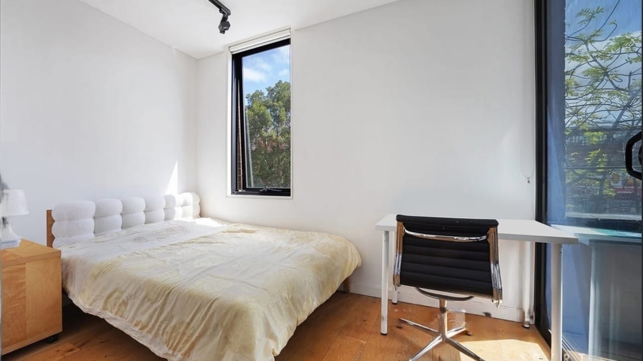 Furnished room in a flatshare