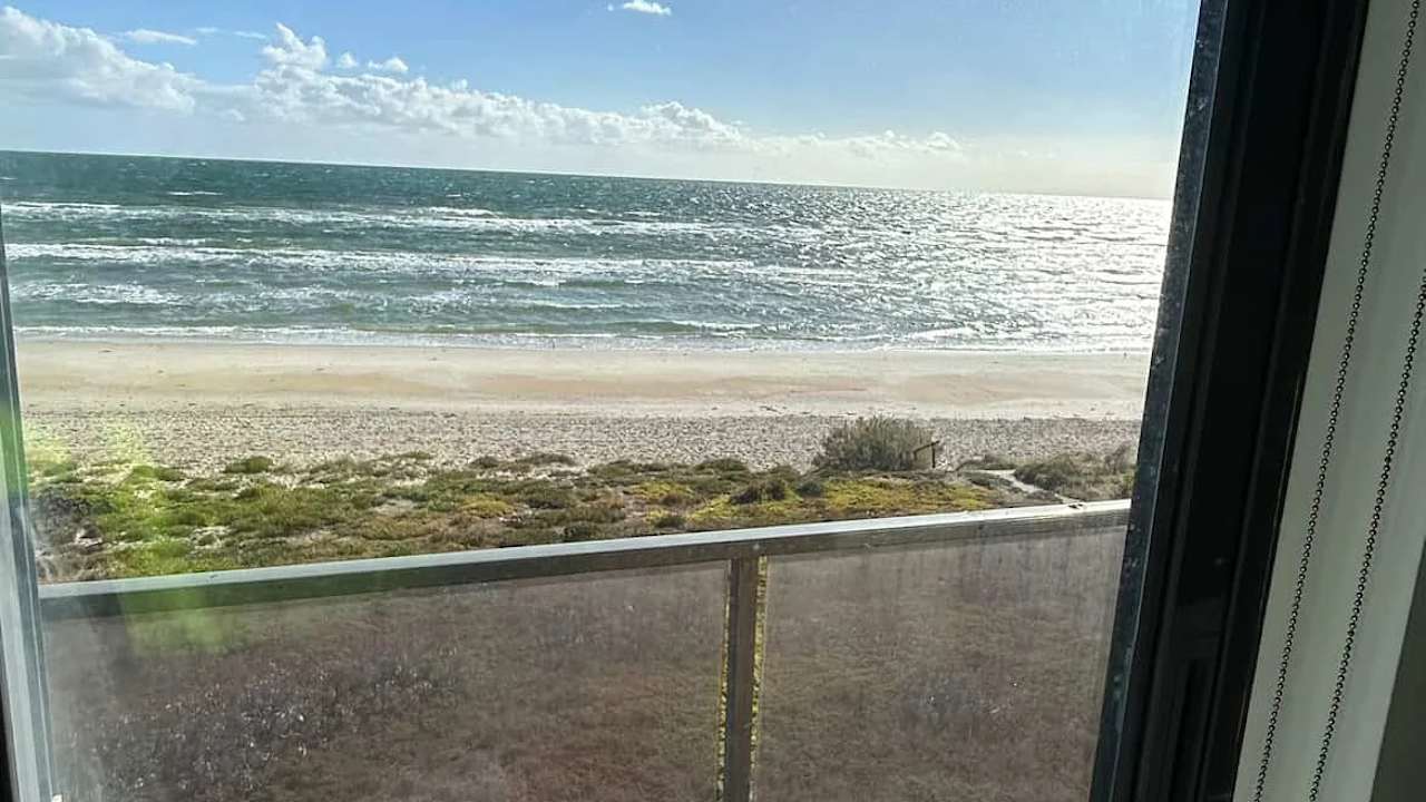 Unfurnished room in a share house