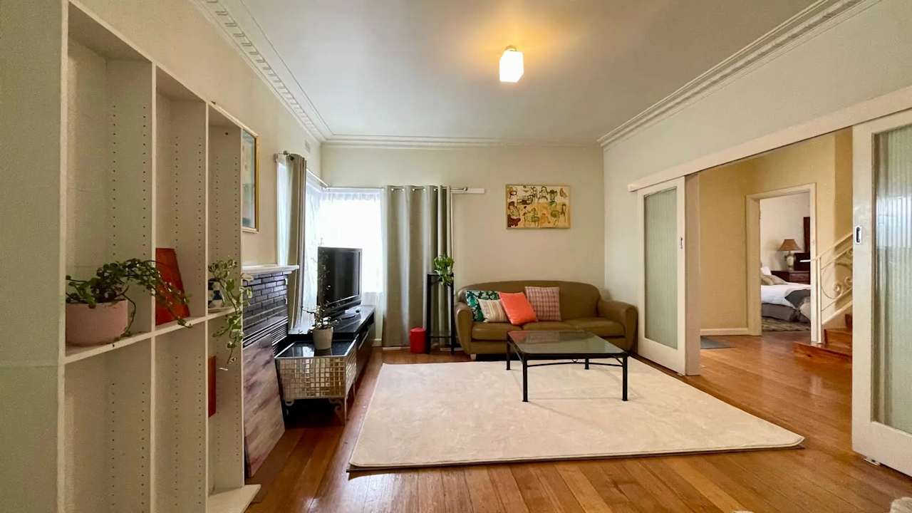 Furnished room with own bathroom
