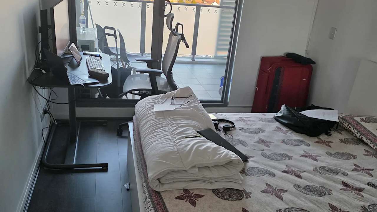 Furnished room with own bathroom