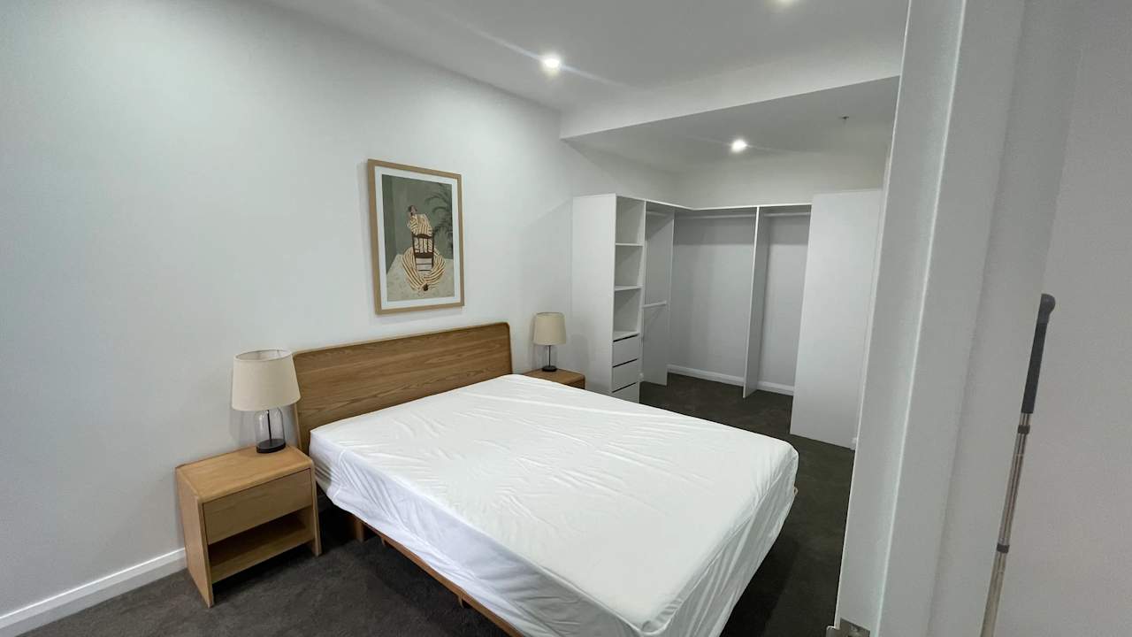 Furnished room with own bathroom