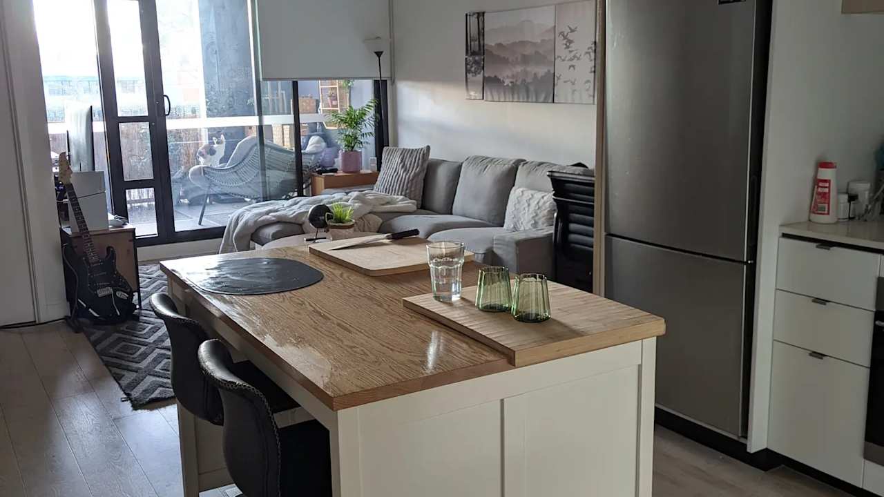 Furnished room with own bathroom