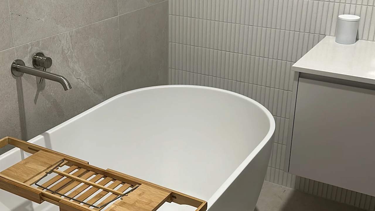 Unfurnished room in a share house