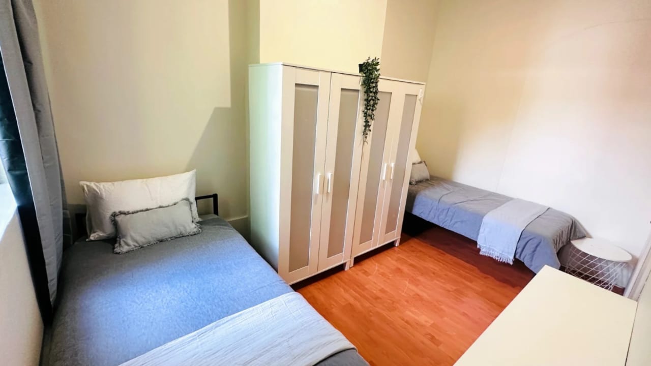 Furnished room in a share house