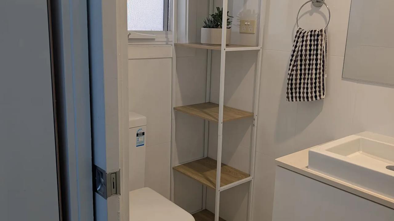 Room with ensuite in a share house