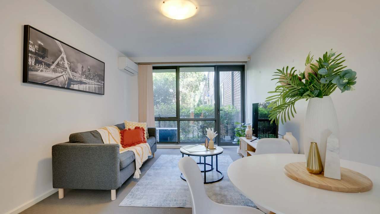 Furnished room in a flatshare