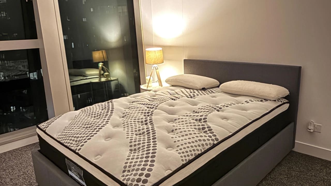 Furnished room with own bathroom
