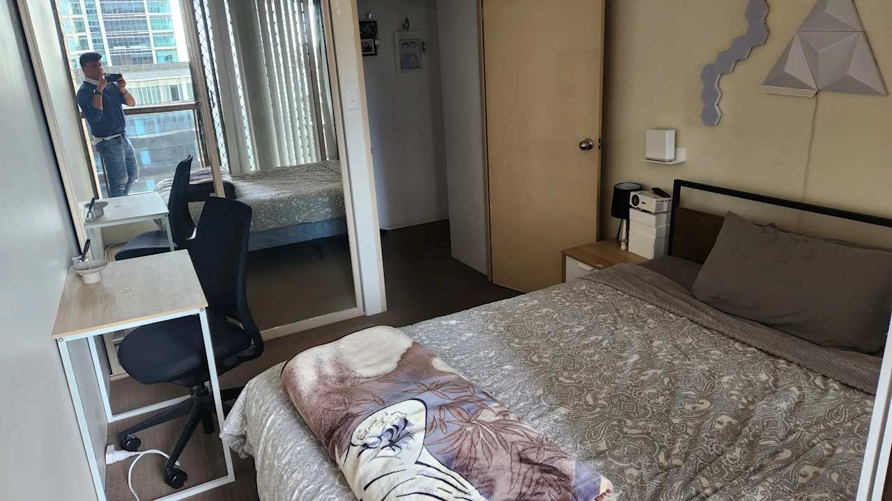 Furnished room with own bathroom