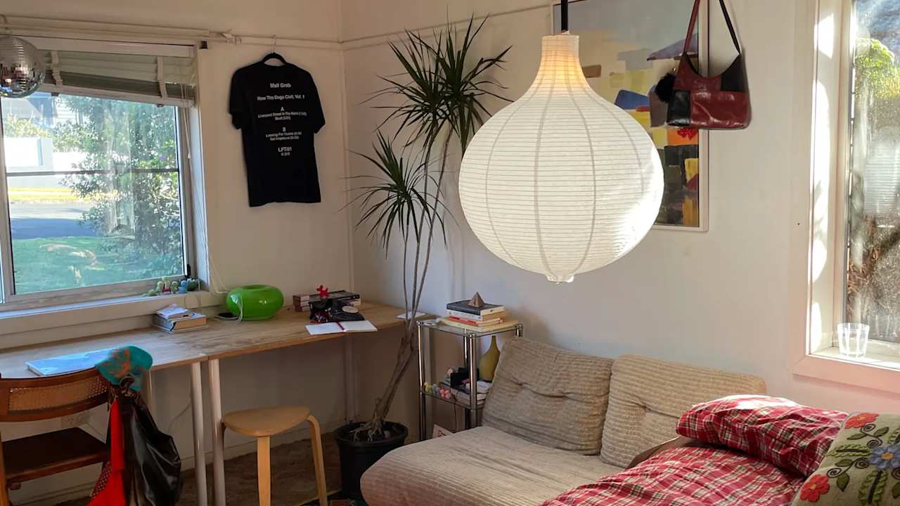 Unfurnished room in a share house