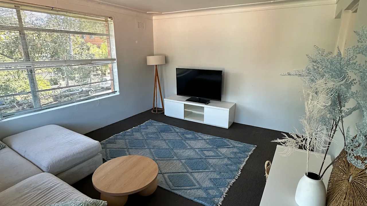 Whole property with 2 rooms for rent