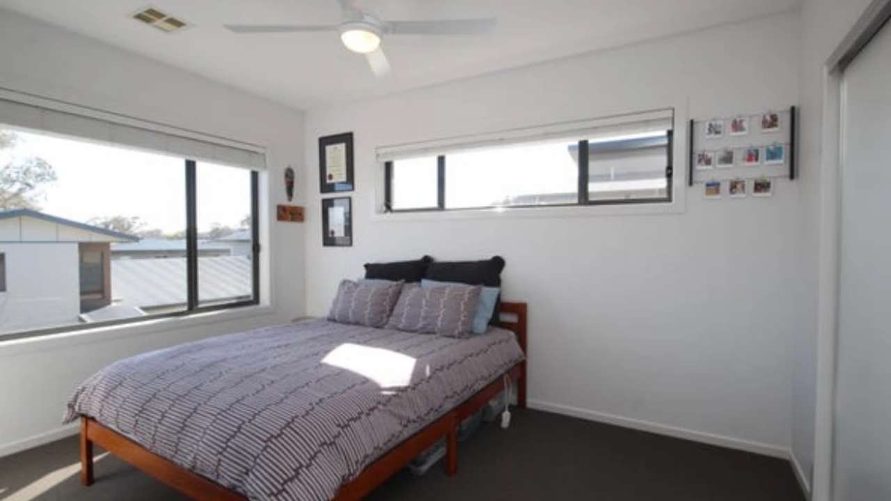 Unfurnished room with own bathroom