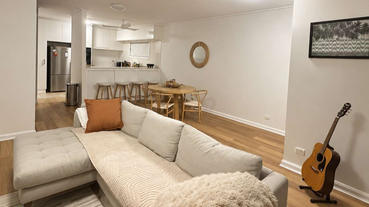 Furnished room with own bathroom