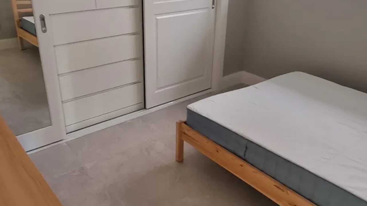 Unfurnished room with own bathroom