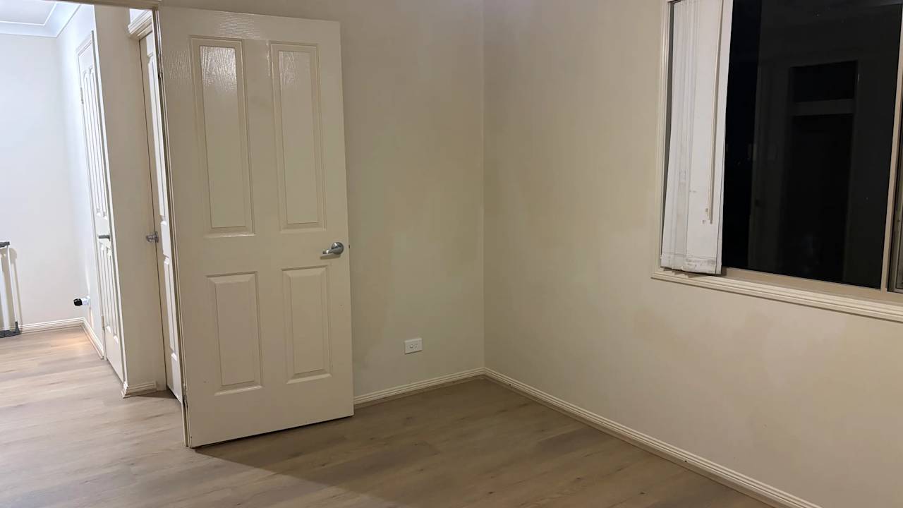 Unfurnished room with own bathroom