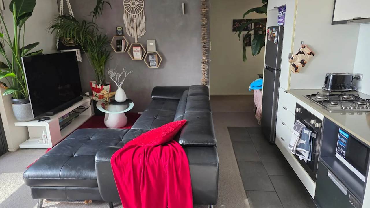 Furnished room with own bathroom