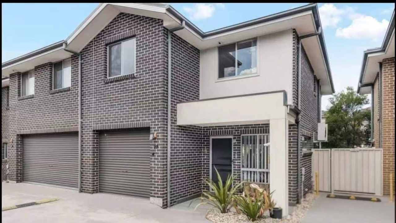 Unfurnished room in a share house